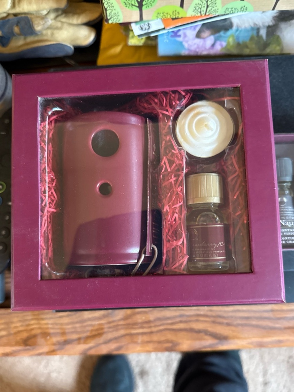 The Body Shop cranberry oil warmer set NIB